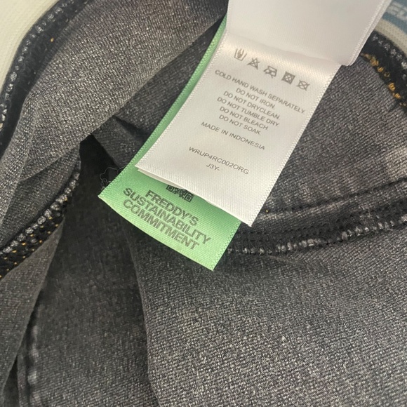 WRUP Denim - Mid Rise - Ankle Length - Grey + Yellow Stitching - Picture 3 of 4